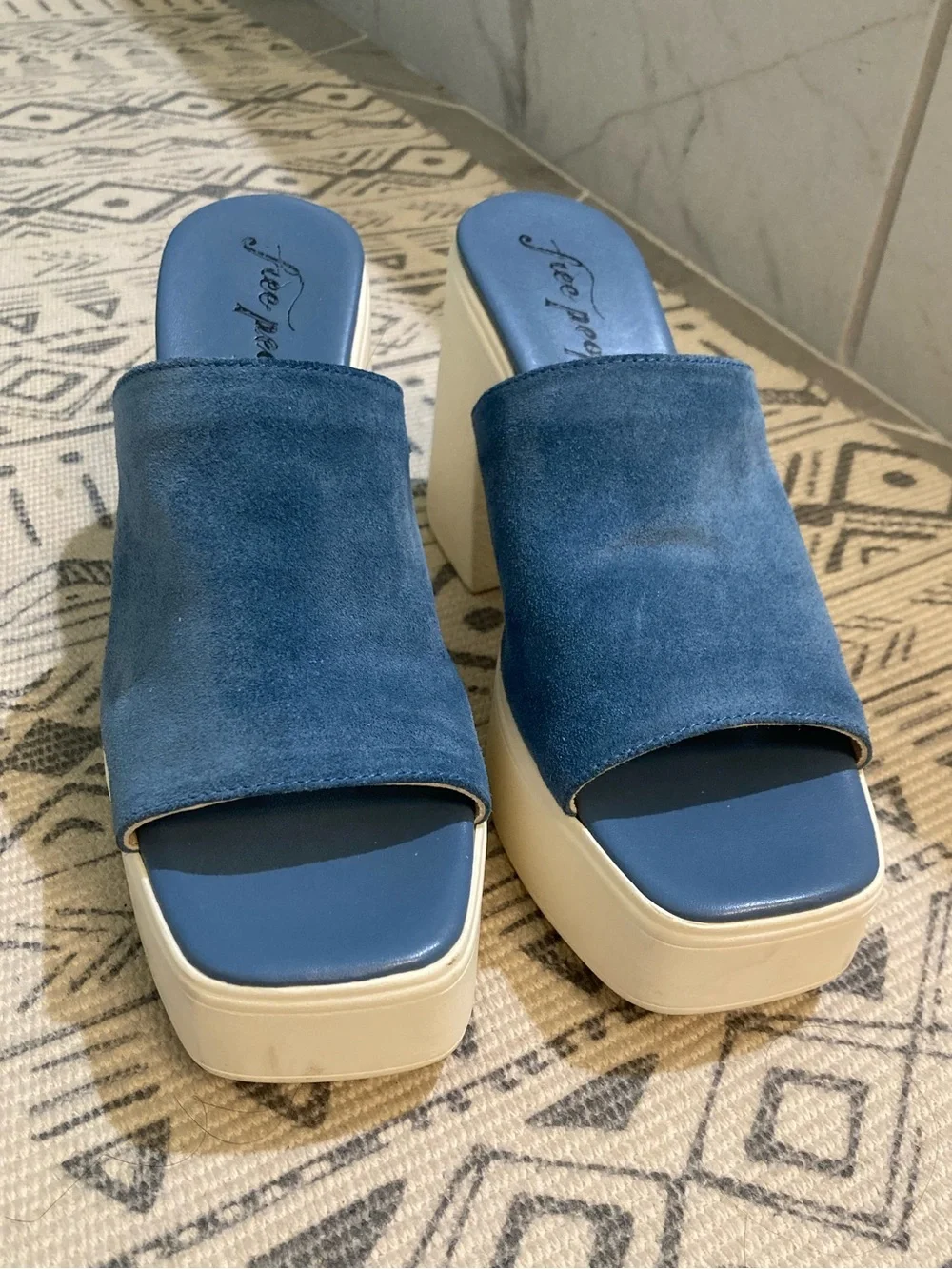 Free People Zoe Blue Suede Slip On Platforms Sz 40
